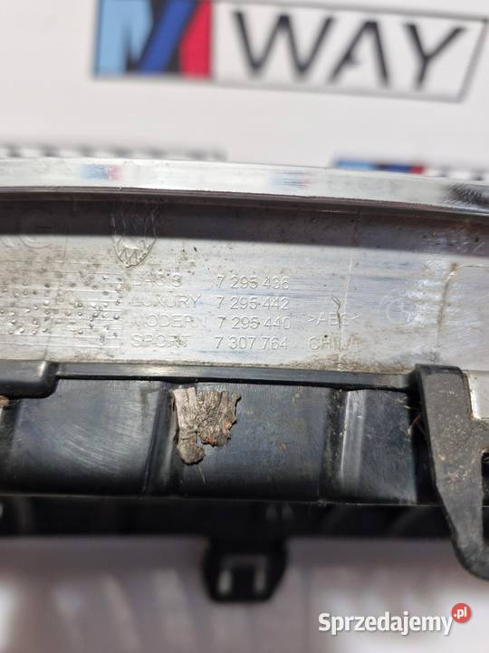 BMW F30 F31 NERKA GRILL KRATKA PRAWA ATRAPA