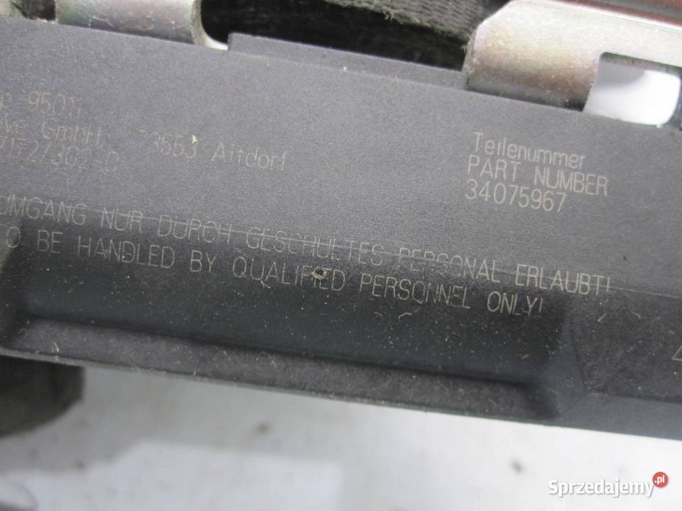 VW POLO V 11r pas bezpieczeństwa prawy przód