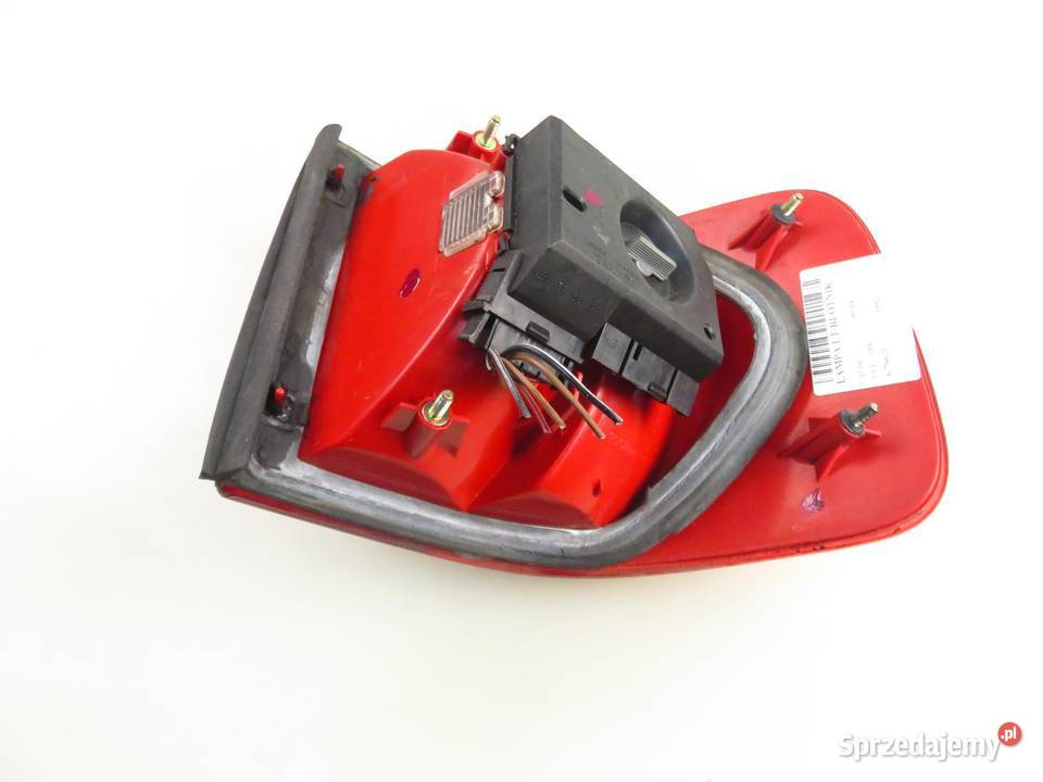 LAMPA LEWA TYLNA AUDI 80 B4 8A0945095D Lampy tylne