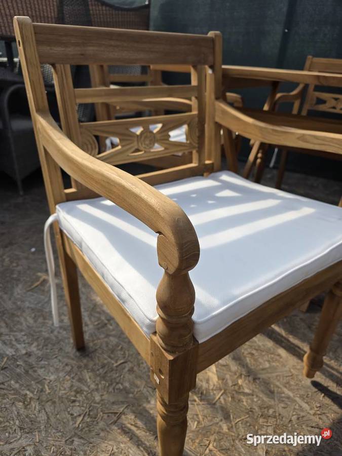 Meble ogrodowe stół plus cztery krzesła drewno