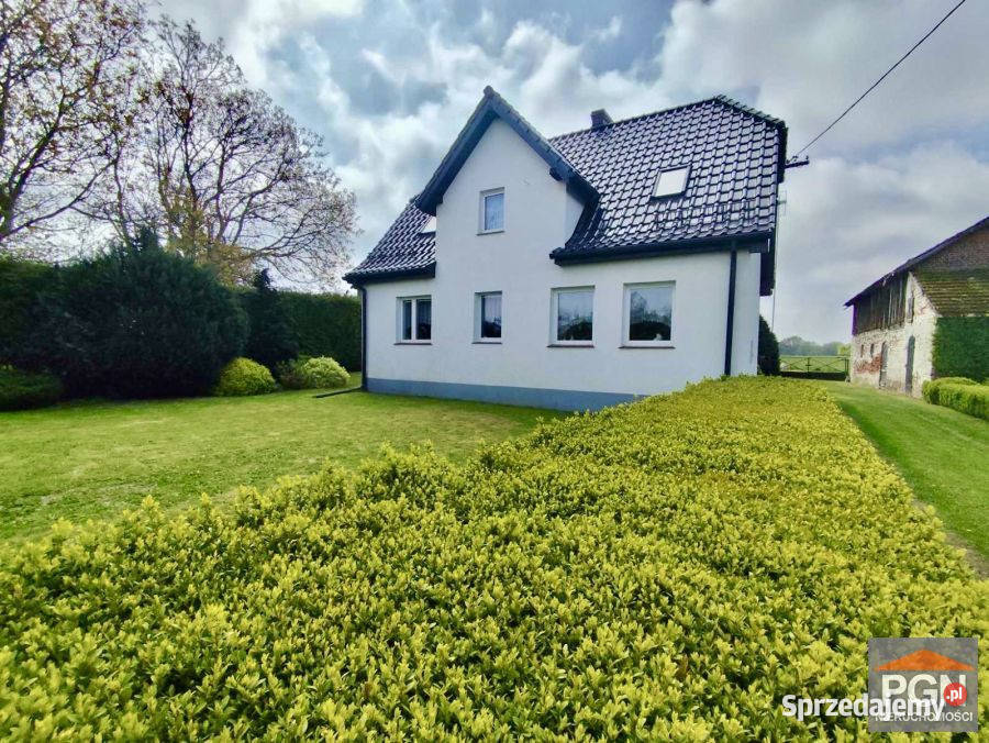 Dom wolnostojący na sprzedaż 180m2 Trzebiatów 5833zł/m2 Sprzedaż