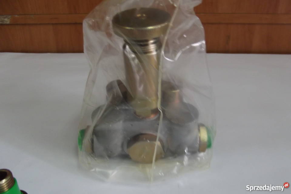 POMPA PALIWA ZASIL BIZON TRZPIEŃ 50mm PRZYŁĄCZE Parczew