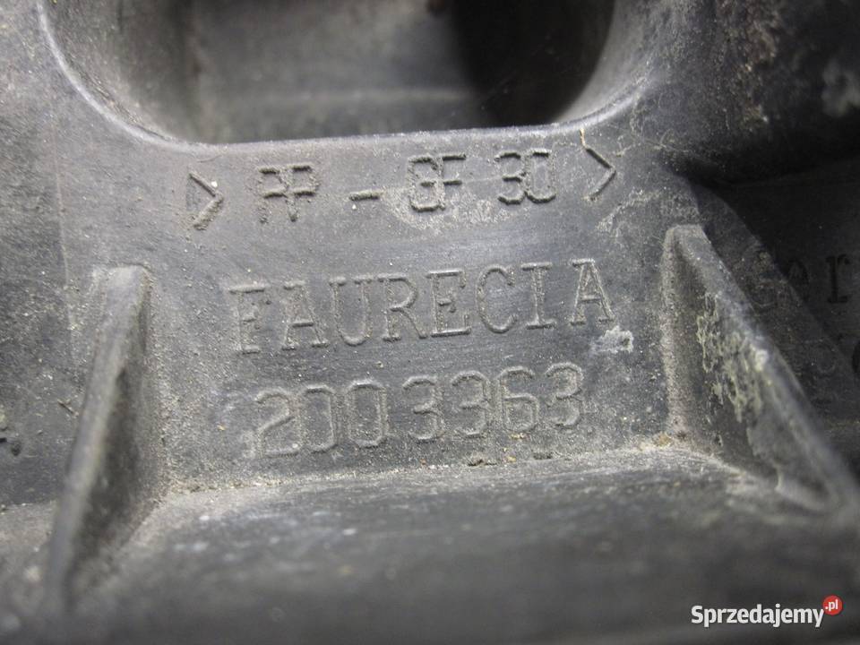 AUDI A3 SPORTBACK 8PA 10r ślizg lampy lewy przód osobowe Kielce