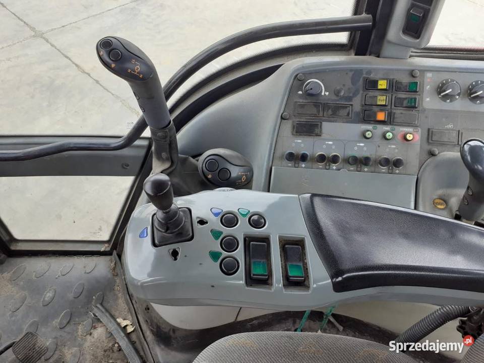 Ciągnik rolniczy Valtra M1304 2004r Garwolin