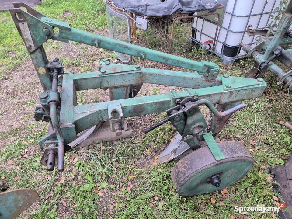 Pług dwuskibowy duży Unia Grudziądz 2skibowy nieuszkodzony Bucze sprzedam