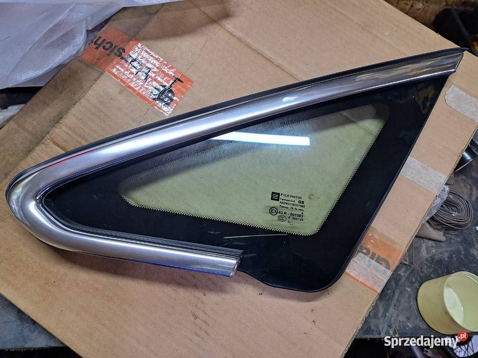 SZYBA BOCZNA KAROSERYJNA lewy przód ASTRA J IV Skawina