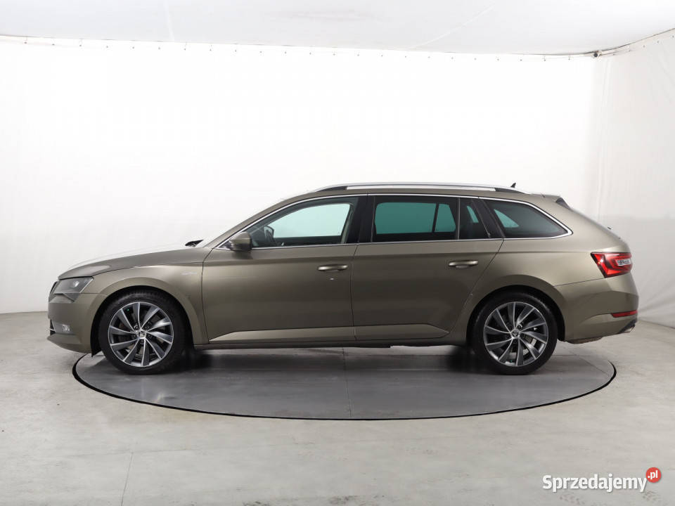 Skoda Superb 20 TSI 206KM Katowice