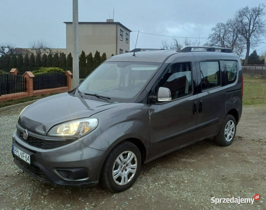 Fiat Doblo 16 MultiJet 105 II 2009 wielofunkcyjna kierownica Suchorzew