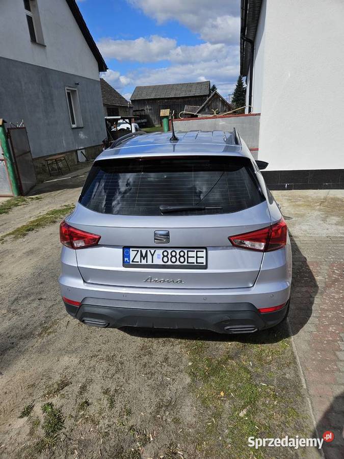 Seat Arona piekny bogate wyposażenie mały 999cm3 Barlinek