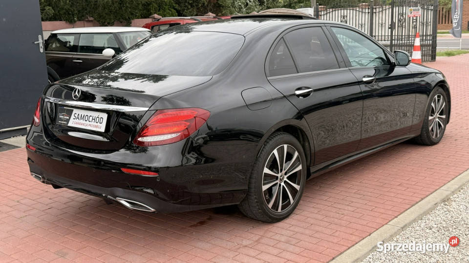 Mercedes E 300 AMG Gwarancja Ideał W213 2016 Sade Budy sprzedam