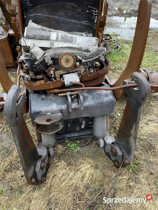 Valtra N142 przedni TUZ Jastrzębniki sprzedam