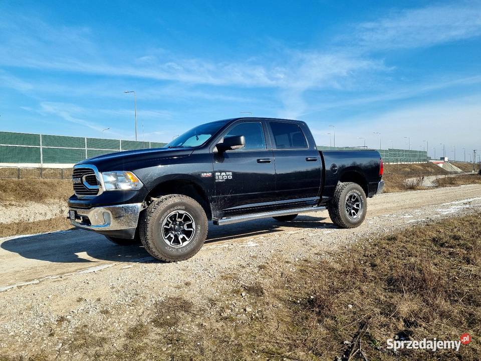 Dodge Ram 1500 57HEMILPG salon bezwypadkowy mały mazowieckie Warszawa