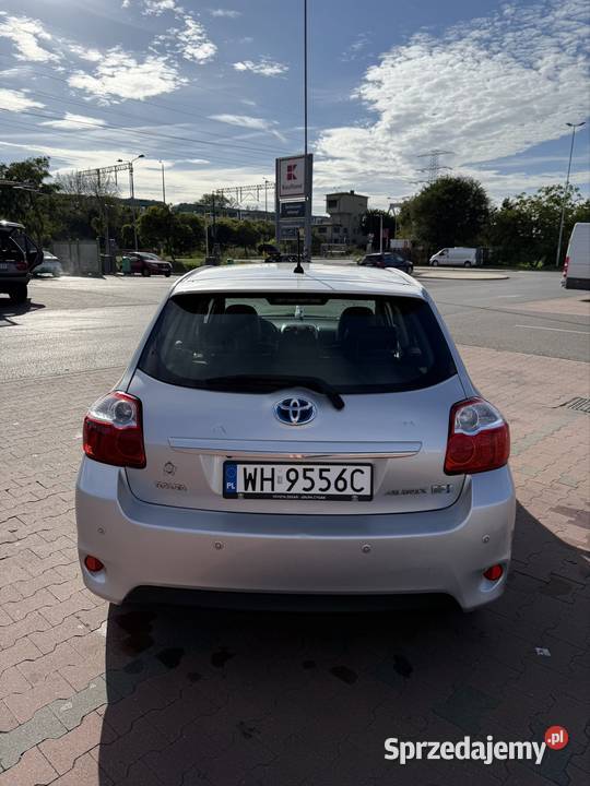 Toyota Auris Hybrid Automat 187 Duży Ekran sprzedam