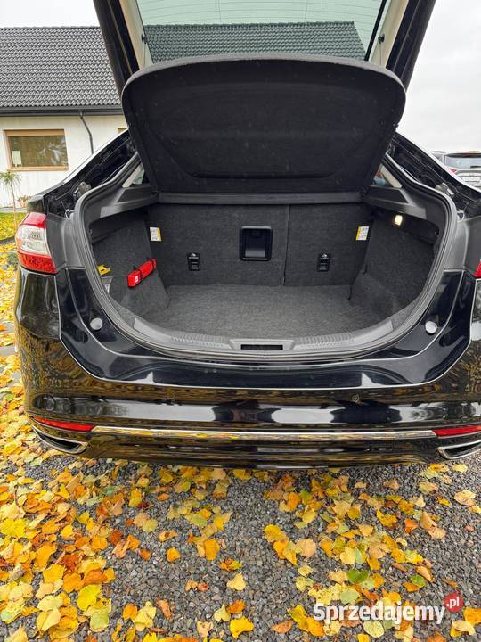 Sprzedam Ford Mondeo Vignale 2018r asystent pasa ruchu sprzedam