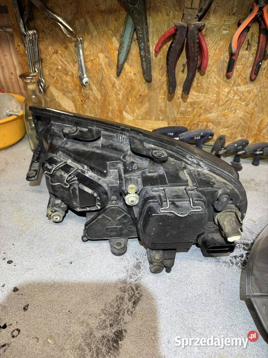 Lampy Skoda superb 1 2002 halogen Lampy przednie świętokrzyskie Daleszyce