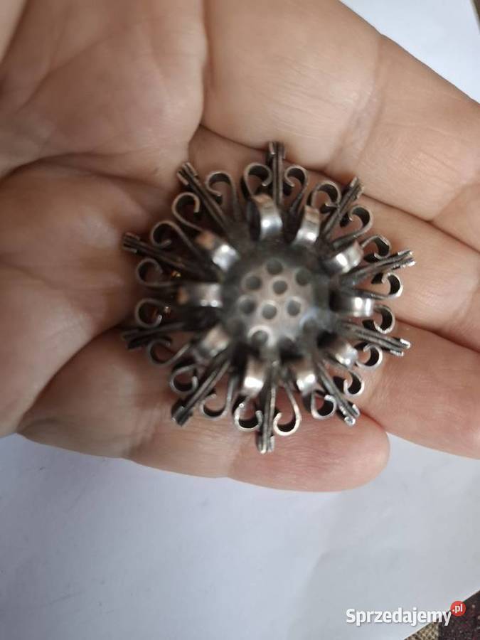 Broszka PRL metaloplastyka Skarżysko-Kamienna