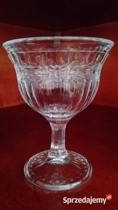Kielichy puchary 6 szkło Ząbkowice Śląskie sprzedam