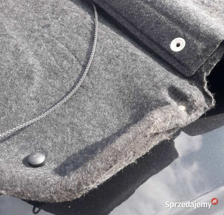 Półka bagażnika z firanką Toyota Yaris 2005 osobowe Tuszyn