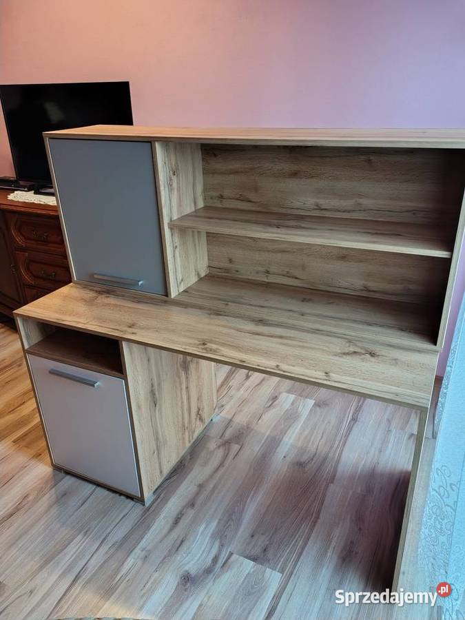 Biuro z półką wiszącą Biuro Żarnowiec sprzedam