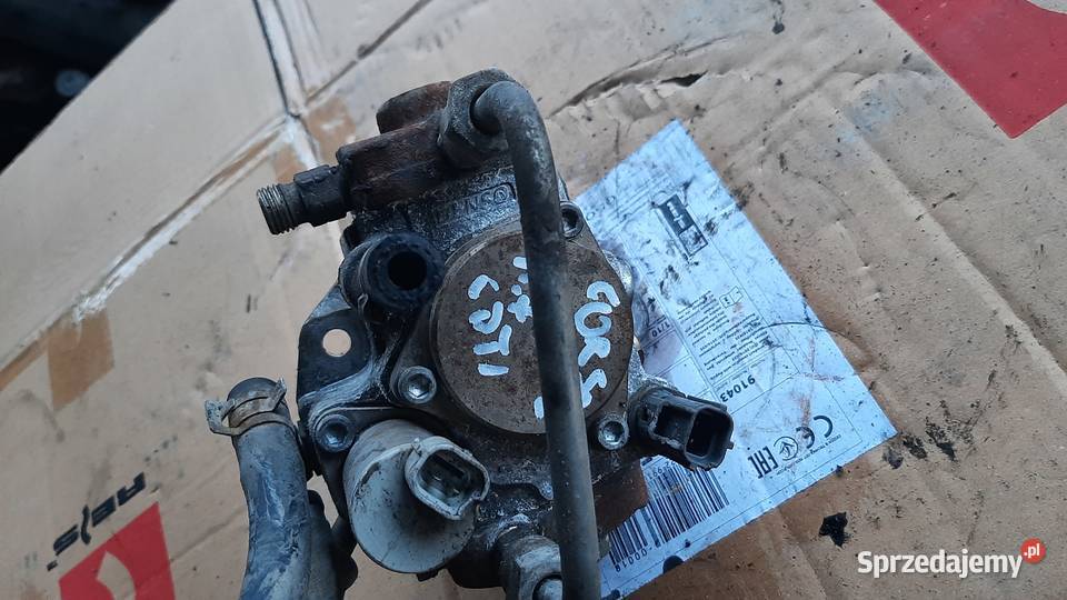 kompletna pompa wtryskowa DENSO 17 cdti corsa Układ paliwowy Korzeńsko