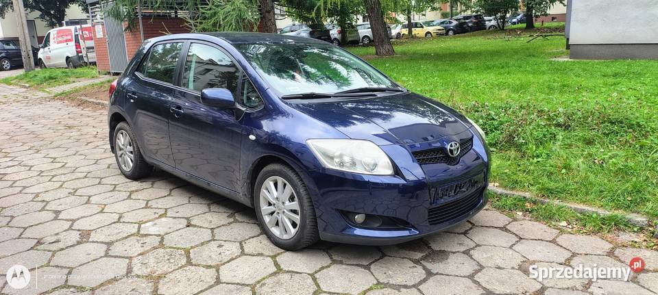 Toyota Auris benzyna 18 123KM Bytom