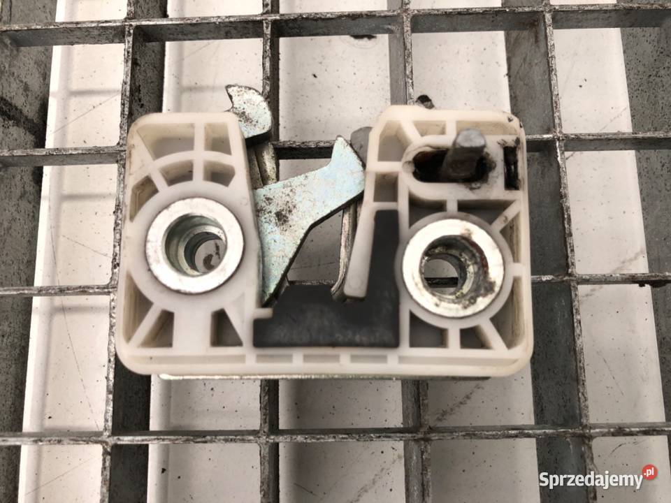 ZAMEK DRZWI PRAWY PRZÓD DAF XF Ciągnik siodłowy Karoseria sprzedam