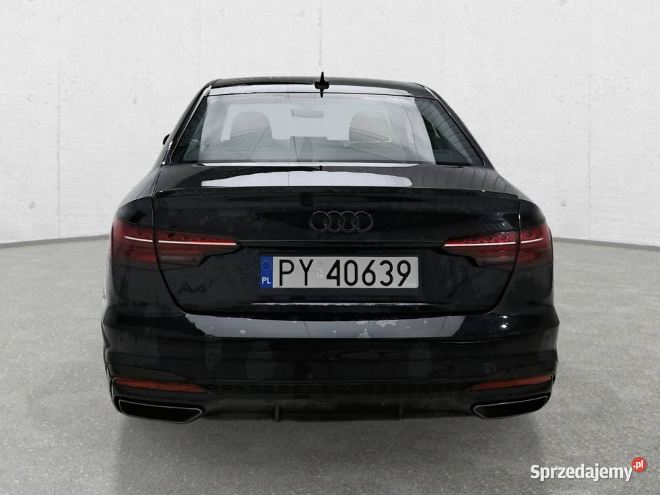 Audi A4 Limousine B9 2015 Komorniki