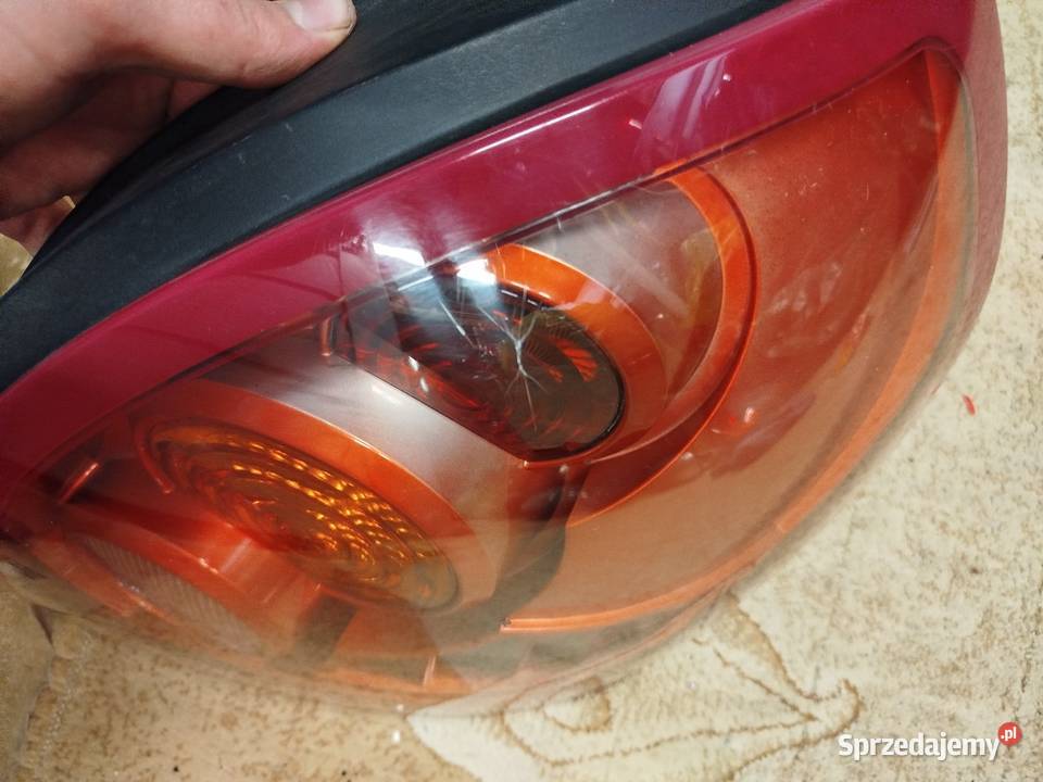 Lampa prawa tył Nissan Almera n16 lift hb wersja mazowieckie