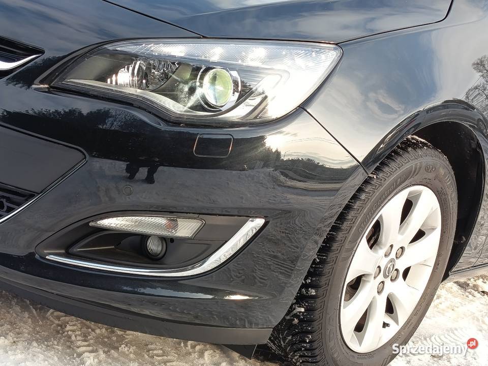 2014 Opel Astra J 14 TURBO 140 nowe opony zimowe isofix sprzedam