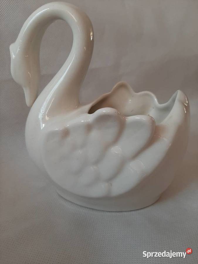 Uroczy porcelanowy łabędź z miejscem na Inowrocław