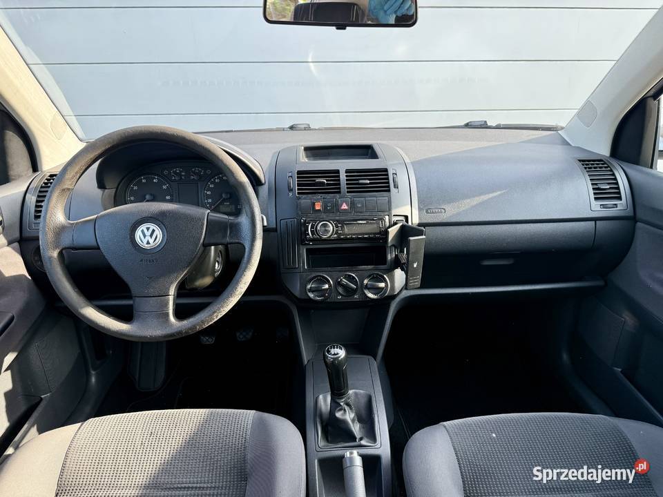 VW Polo 12 MPI 70 klimatyzacja niski przebieg centralny zamek sprzedam
