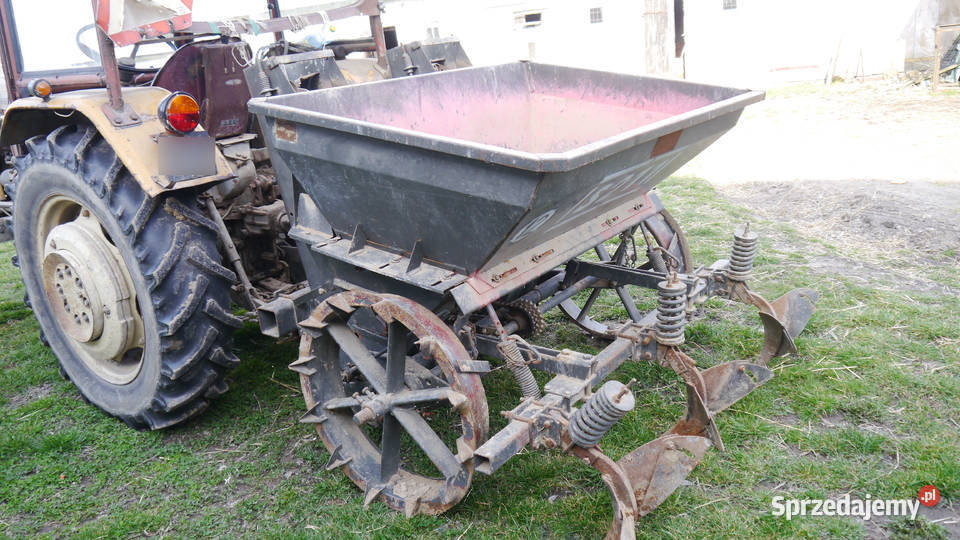 Sadzarka do ziemniaków S211 lubelskie Kraśnik