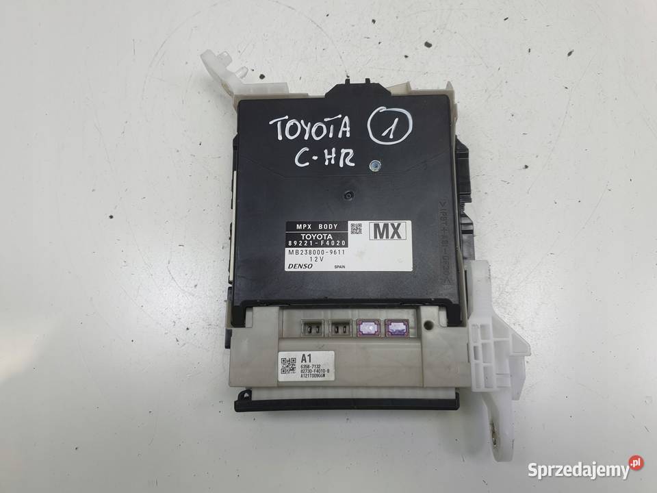 Toyota CHR CHR 18 H MODUŁ BSI Skrzynka Skrzynki bezpieczników Janów