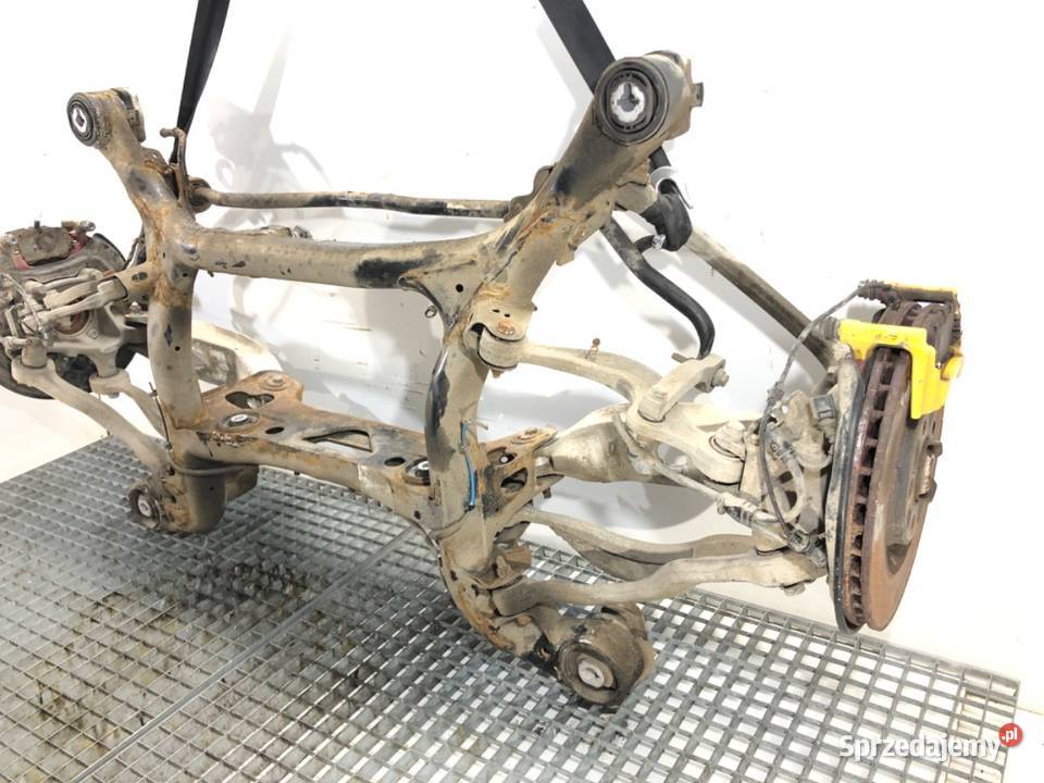 BELKA TYŁ AUDI Q8 SUV 4M0500025 TYLNA osobowe