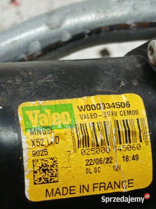 MECHANIZM WYCIERACZEK PRZÓD EUROPA Dacia Duster