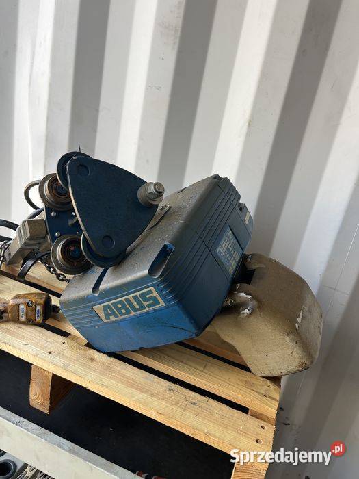Żuraw słupowy z elektryczna wciągarka ABUS GM3 Dom i Ogród Tuliszków sprzedam