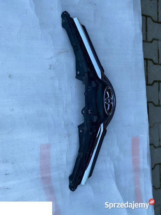 TOYOTA YARIS LIFT ATRAPA PRZEDNIA 531010D660 lubelskie Kozubszczyzna sprzedam