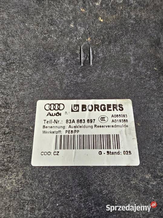 WYKŁADZINA BAGAŻNIKA DYWAN AUDI Q3 F3 83A863697 Przystajń