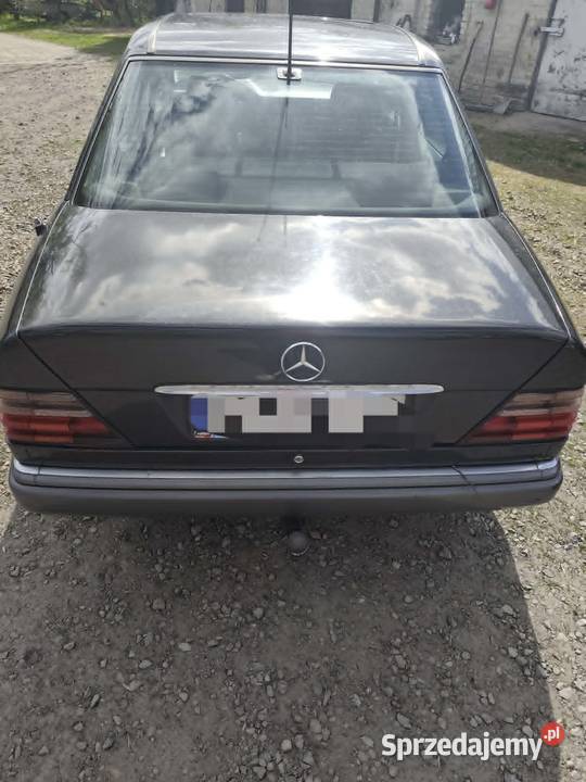 Mercedes W124