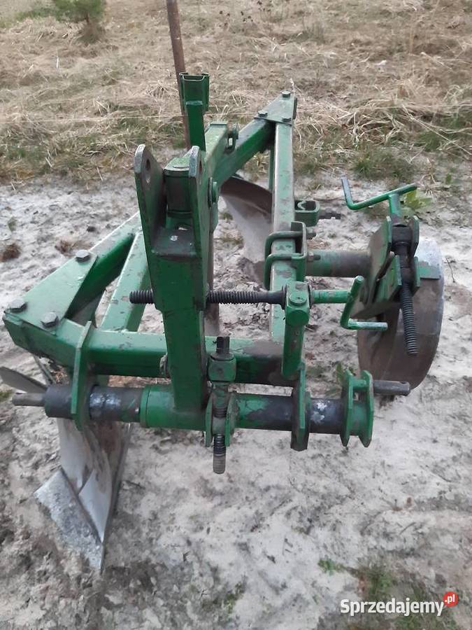 Pług 3 zagonowy nieuszkodzony Prusicko