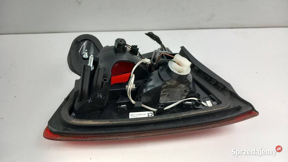 FORD MONDEO MK4 IV LIFT HB LAMPA TYŁ PRAWA W Światła stop Zbierkowo