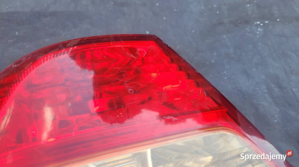 TOYOTA COROLLA E12 SEDAN LAMPA LEWA TYL 0269 159