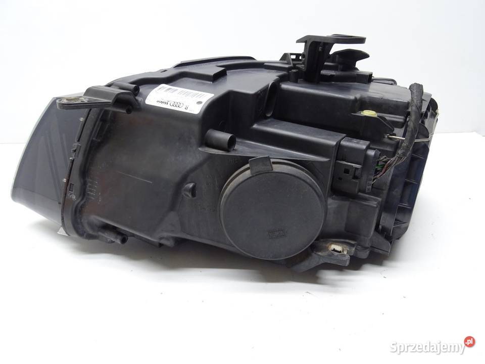 LAMPA REFLEKTOR PRAWA PRAWY PRZEDNIA XENON LED
