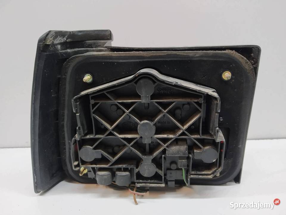 LAMPA TYŁ PRAWA EU VW Volkswagen Jetta II