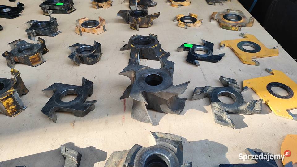 Frezy nasadzane proste kątowe profilowe do Suchedniów