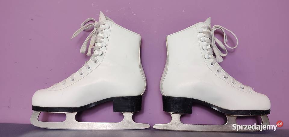 Łyżwy Botas figurowe rozmiar 33 wkładka 215 77 Łyżwiarstwo i hokej Jasień