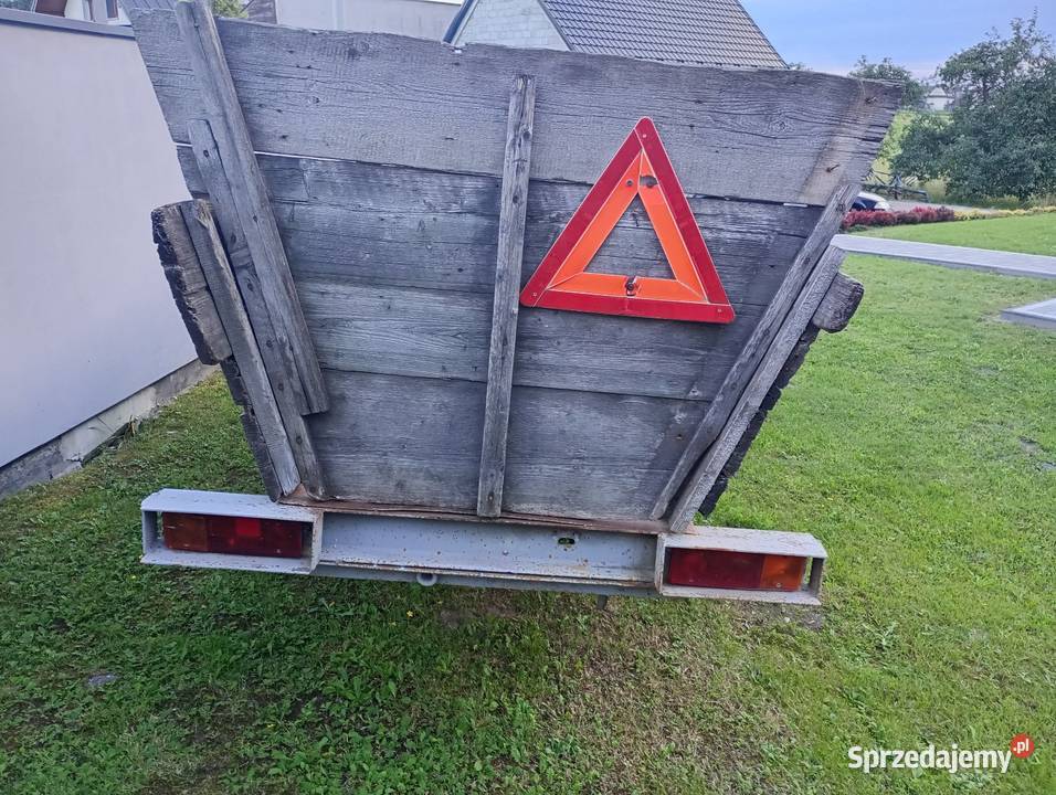 Przyczepa jednosiowa nieuszkodzony Kaszów