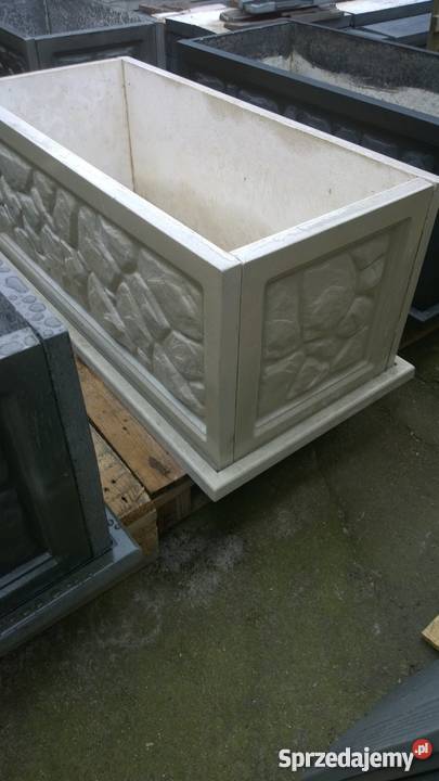 Donica kamienna Wolsztyn