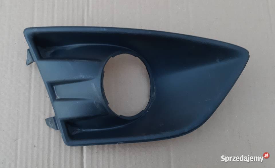 FORD C MK2 RAMKA KRATKA HALOGENU PRAWA Trzciel sprzedam