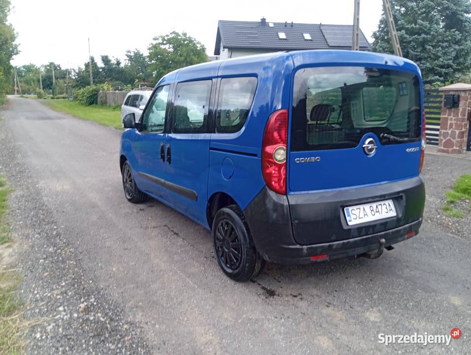Opel Combo 13 cdti 2012 faktura VAT 23 diesel Szczekociny